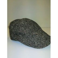 CAPPELLO BECCO D'ANATRA STILE BOOSTER SPINATO